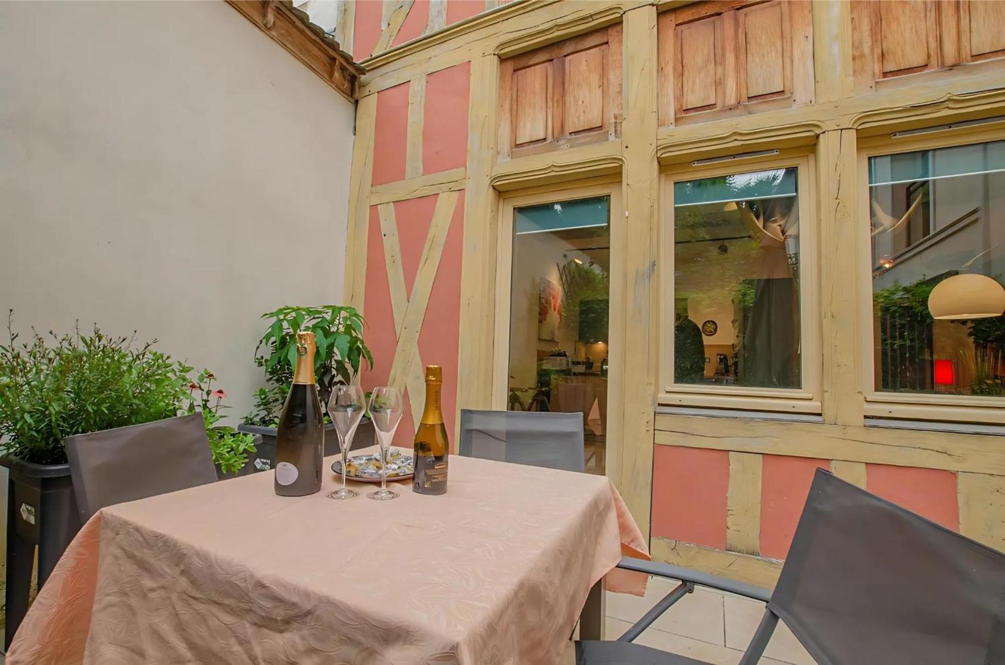 Superbe Appartement Au Coeur De Troyes Exteriör bild